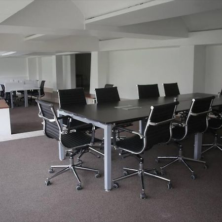 Hermoso Departamento En Bosques De Las Lomas Dos Habitaciones Mexikóváros Kültér fotó