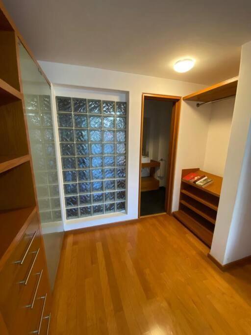 Hermoso Departamento En Bosques De Las Lomas Dos Habitaciones Mexikóváros Kültér fotó