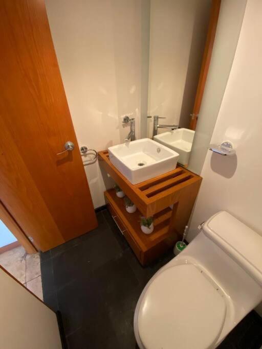 Hermoso Departamento En Bosques De Las Lomas Dos Habitaciones Mexikóváros Kültér fotó